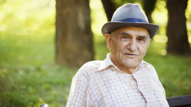Choroba Parkinsona: Leczenie, objawy, opieka nad chorym seniorem