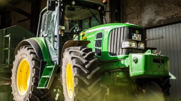 Zasady konserwacji oleju - jak poprawnie dbać o olej w traktorze ZETOR