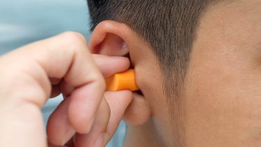 Zanieczyszczenie hałasem - zatyczki do uszu chronią przed hałasem